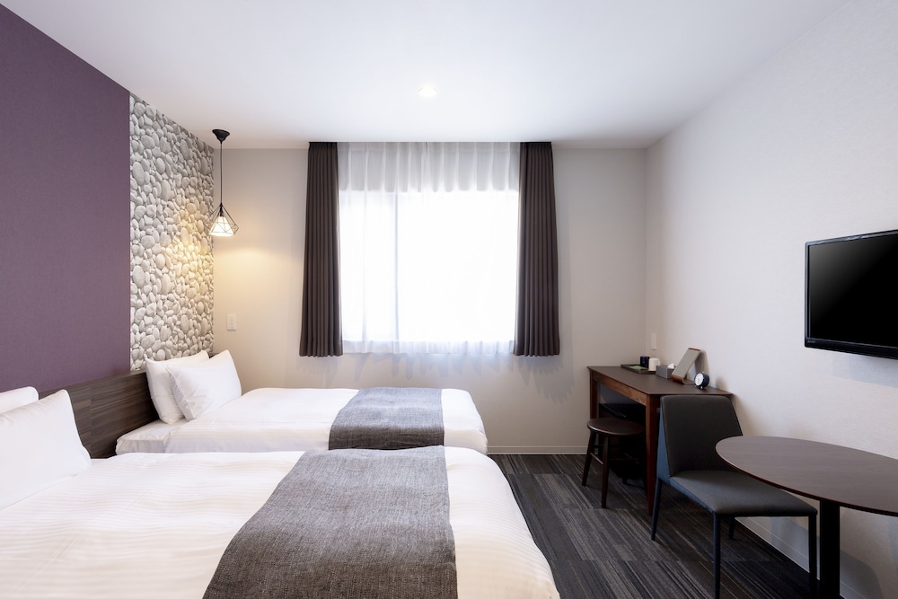 Superior Twin Room with Extra Bed - Photo 3