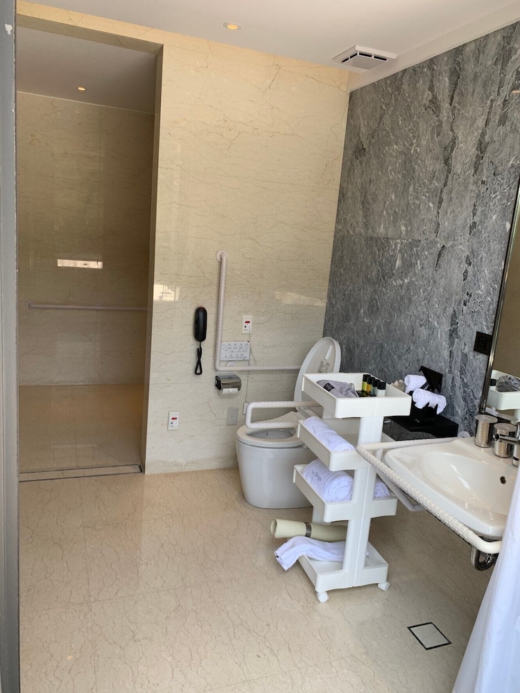 Accessible Room photo 3