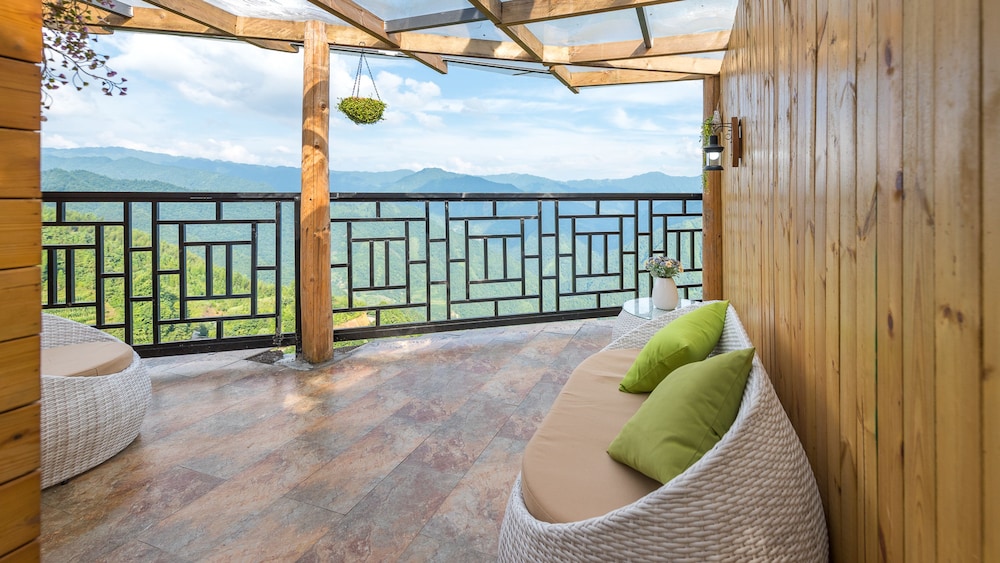 Premium Suite, Balcony (Mainland Chinese Citizen Only) photo 1