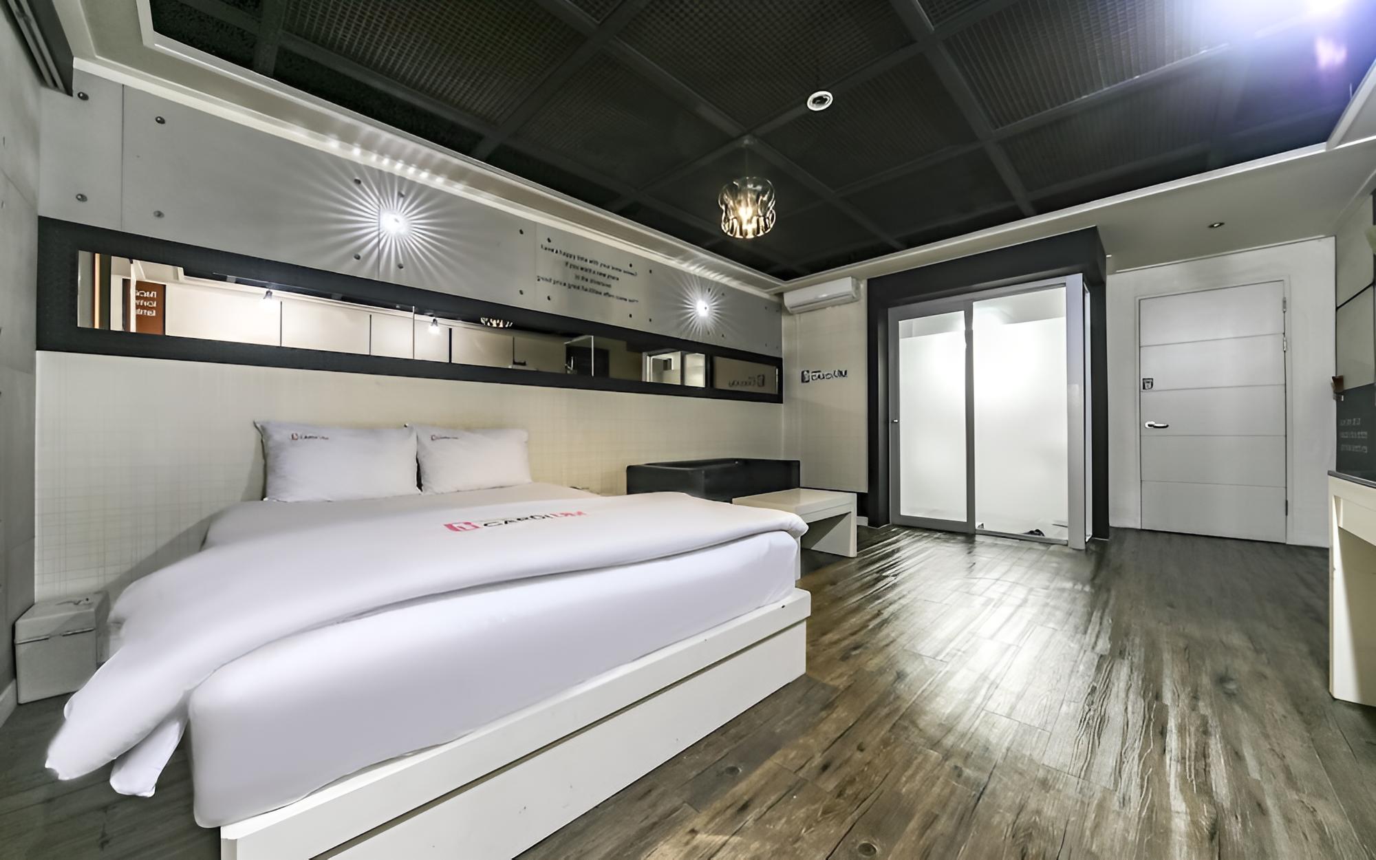 Room (Standard room) - Photo 4