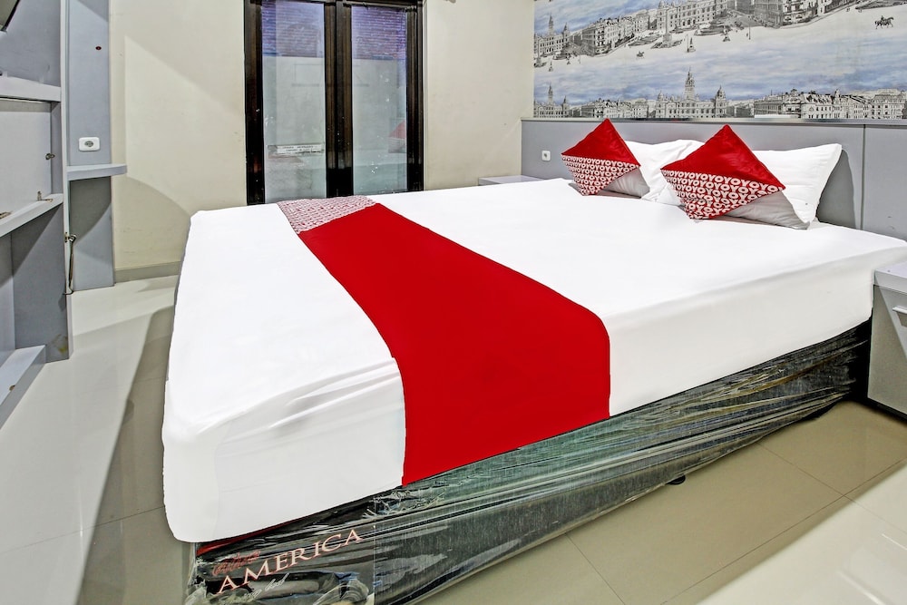 Deluxe Double Room - Photo 9