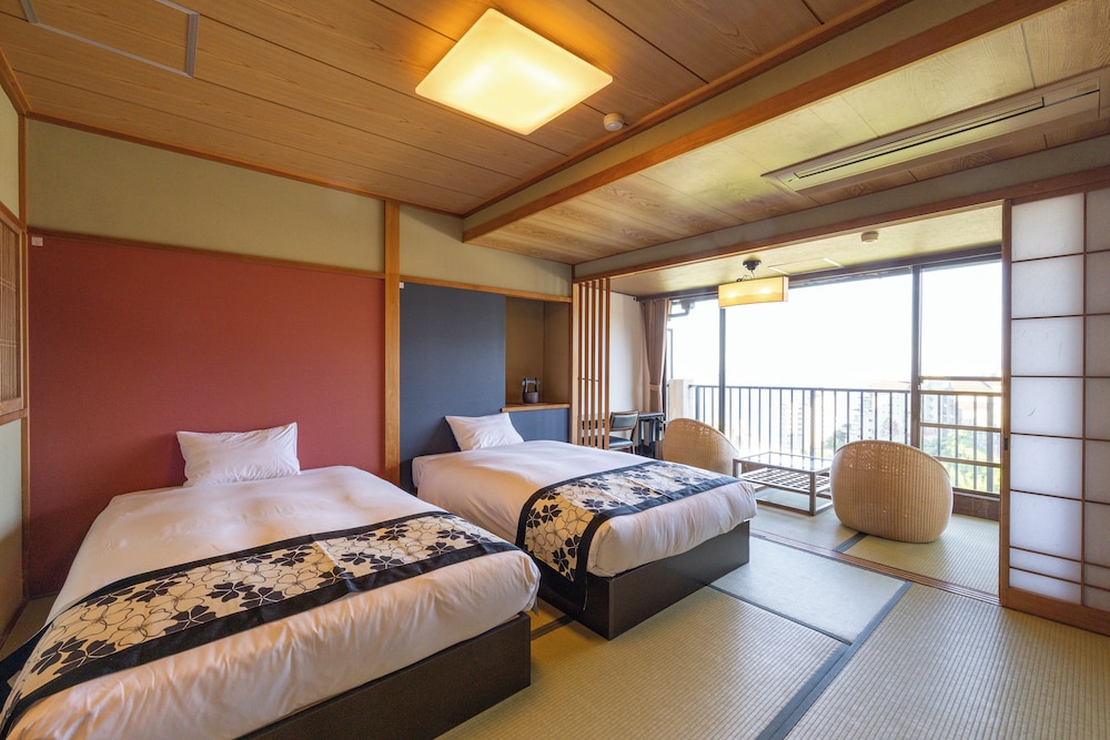 Comfort Twin Room, Private Bathroom, Ocean View photo 2