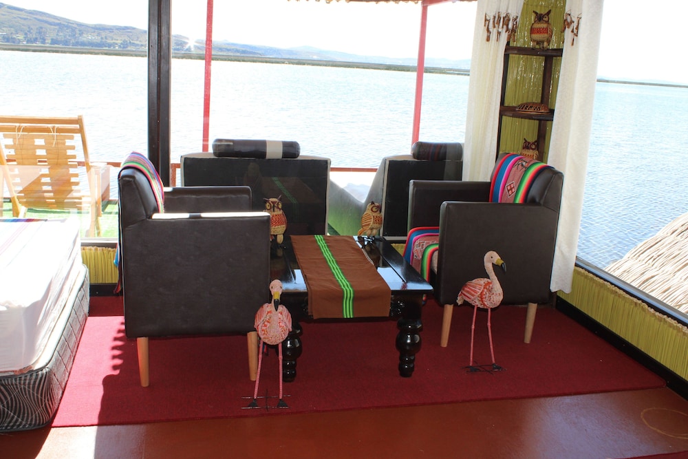 Family Triple Room, Lake View photo 3