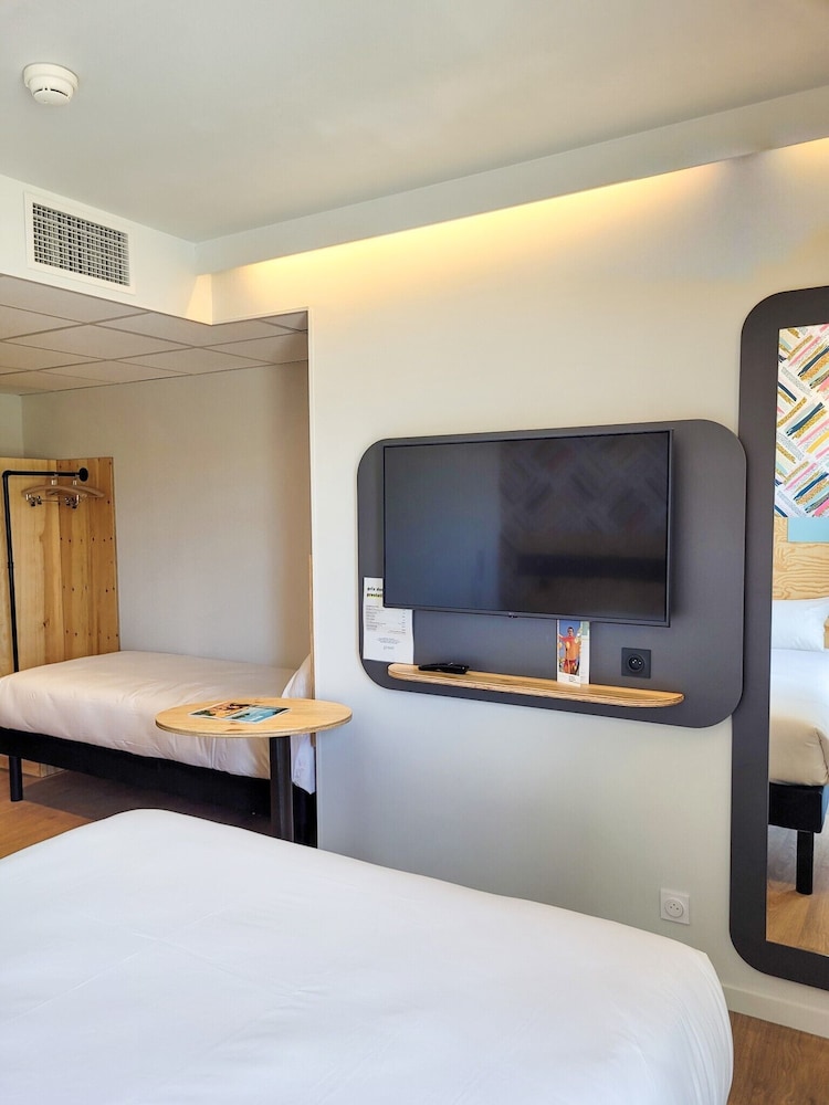 Room, Multiple Beds (Tribu) - Photo 5