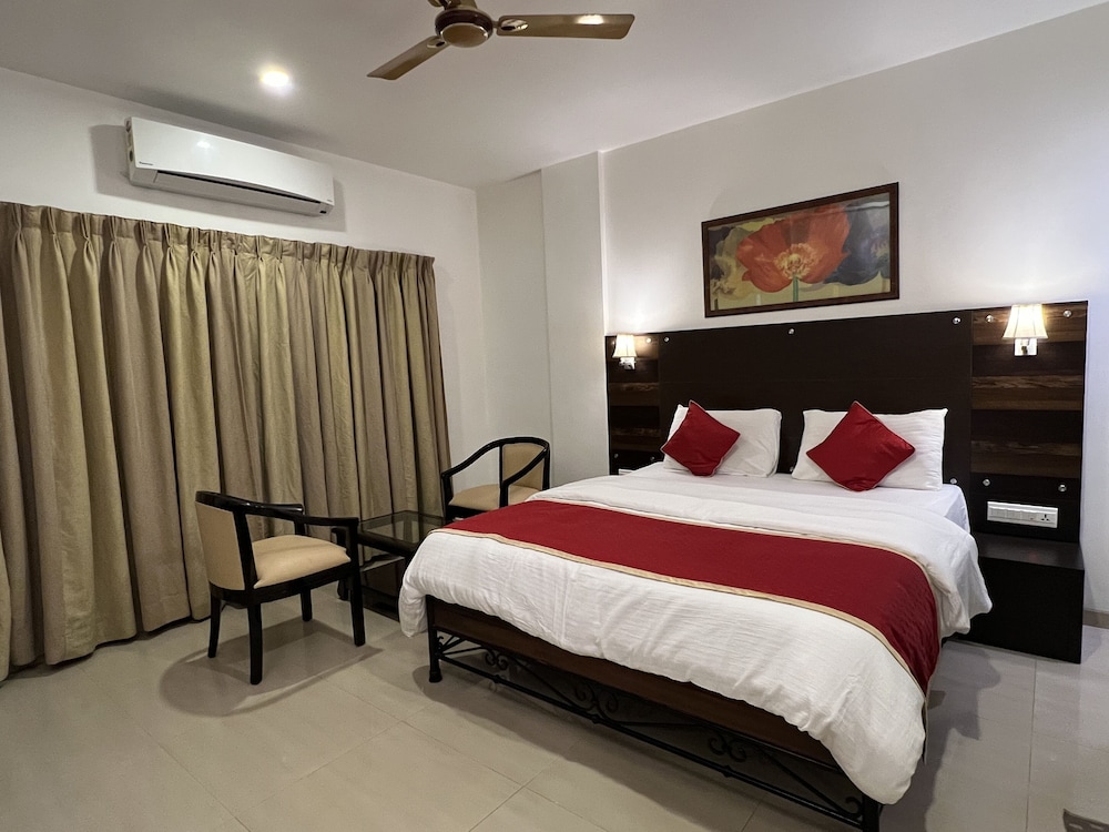Deluxe Room, 2 Bedrooms, City View photo 3