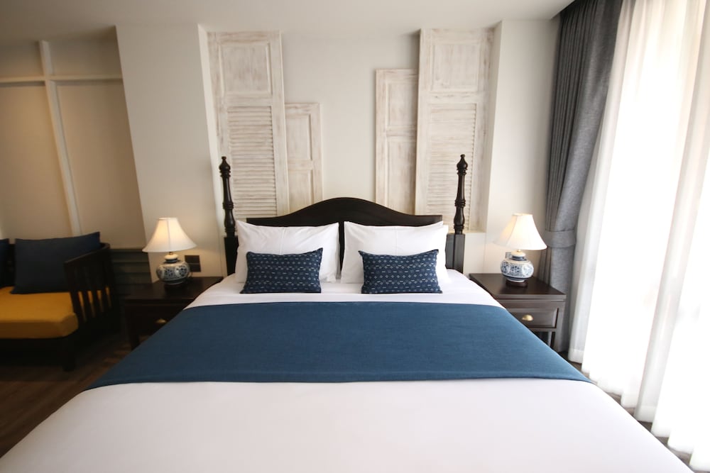 Deluxe Double Room, 1 King Bed - Photo 8