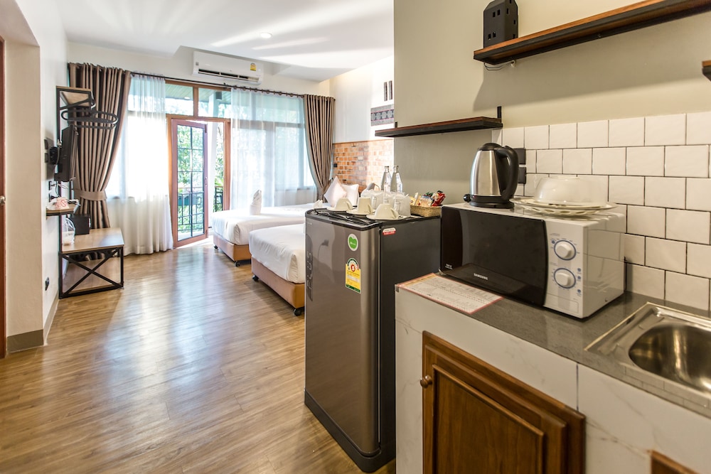 Family Twin Room, 2 Bedrooms, Connecting Rooms, City View photo 1