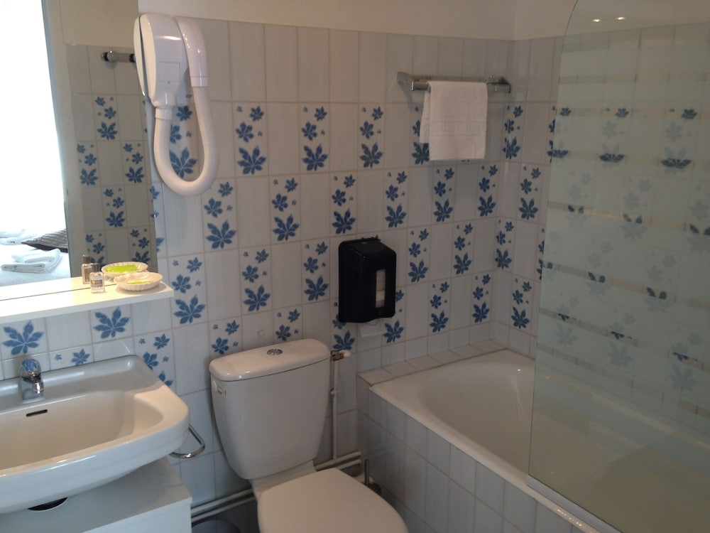 Standard Triple Room photo 3