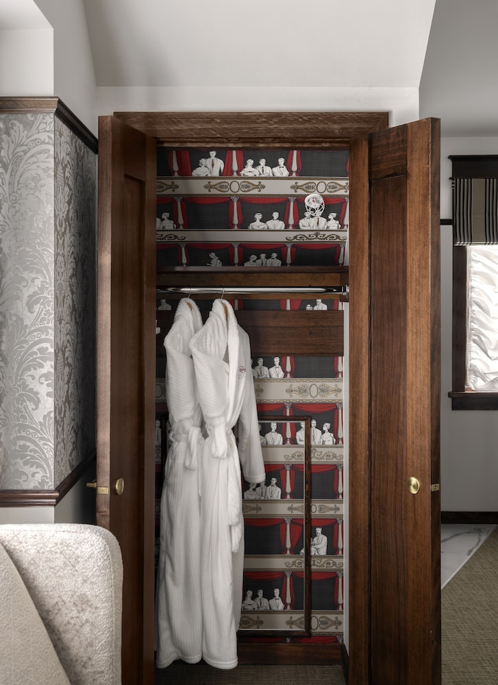 Signature Room - Adult Only photo 2