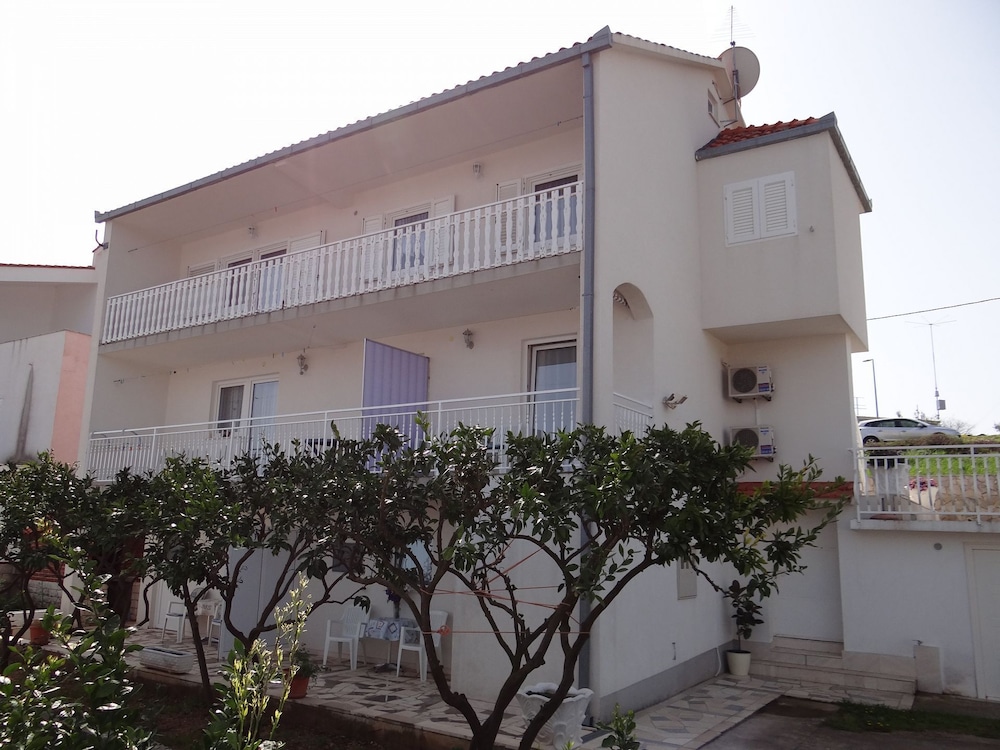 Apartment (Tomislav - 120 m from beach - A3(2)) photo 3