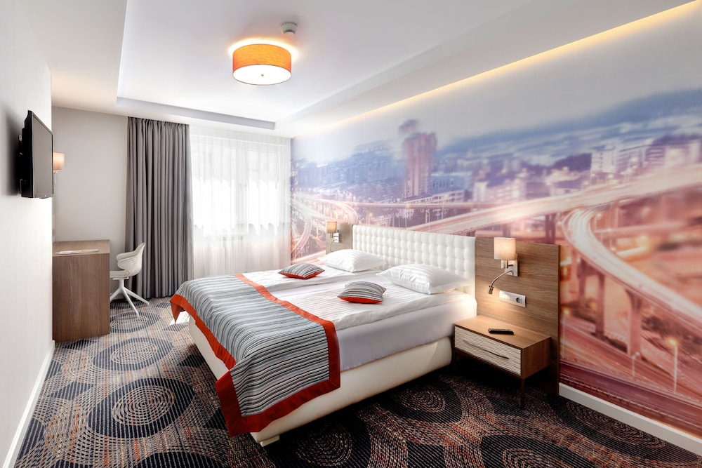 Business Apartment, Balcony, City View