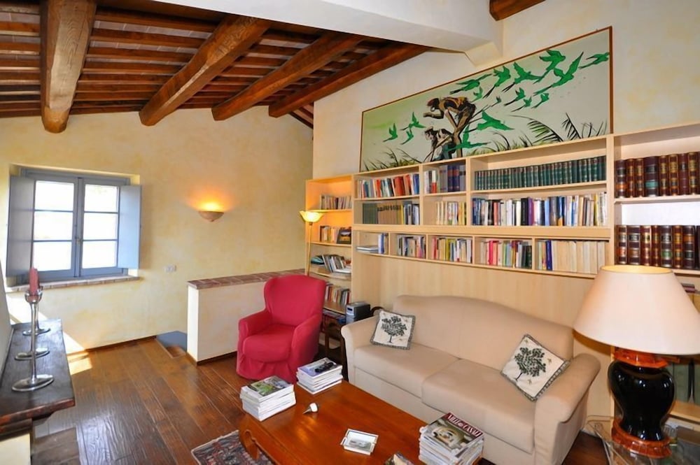 Villa, 4 Bedrooms photo 3