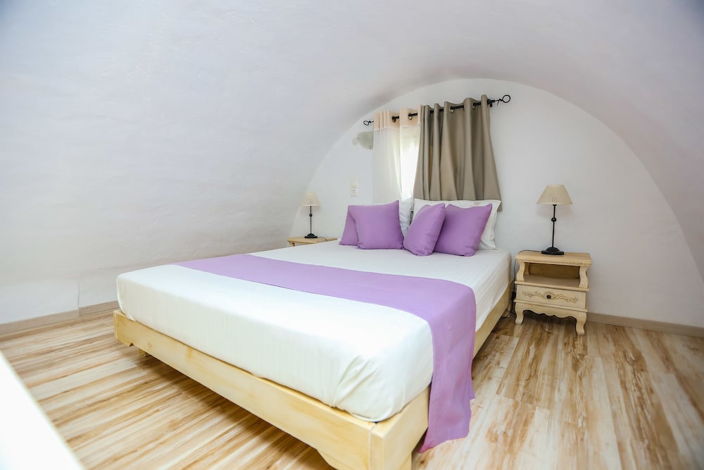 Deluxe Suite, 2 Bedrooms, Sea View (Tholos) photo 1