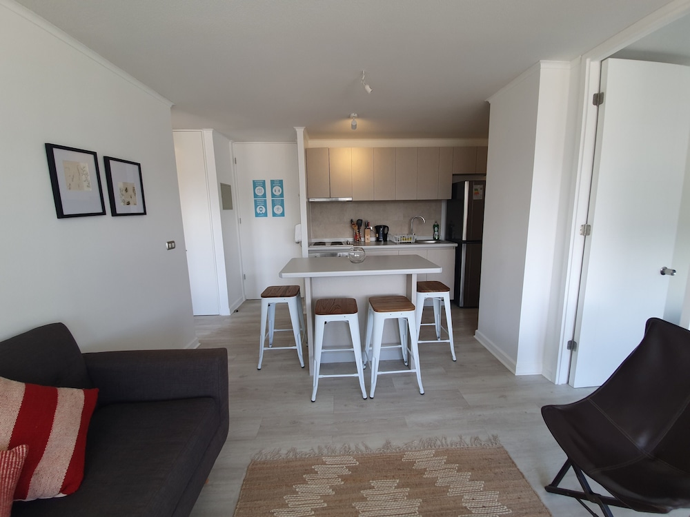 Apartment photo 2