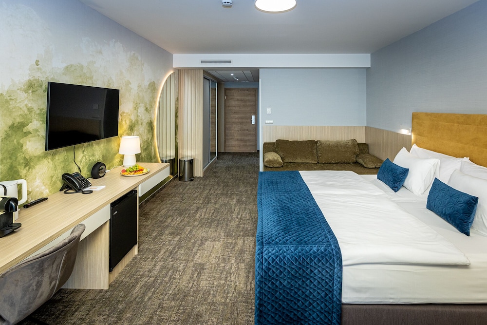 Superior Double Room, Balcony