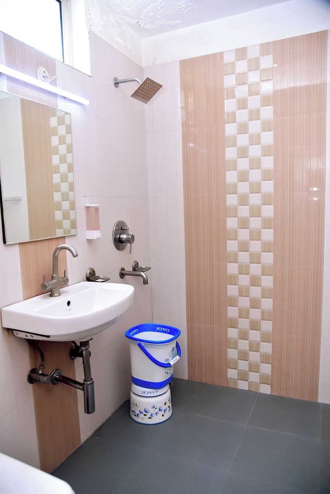 Executive Room - Photo 2