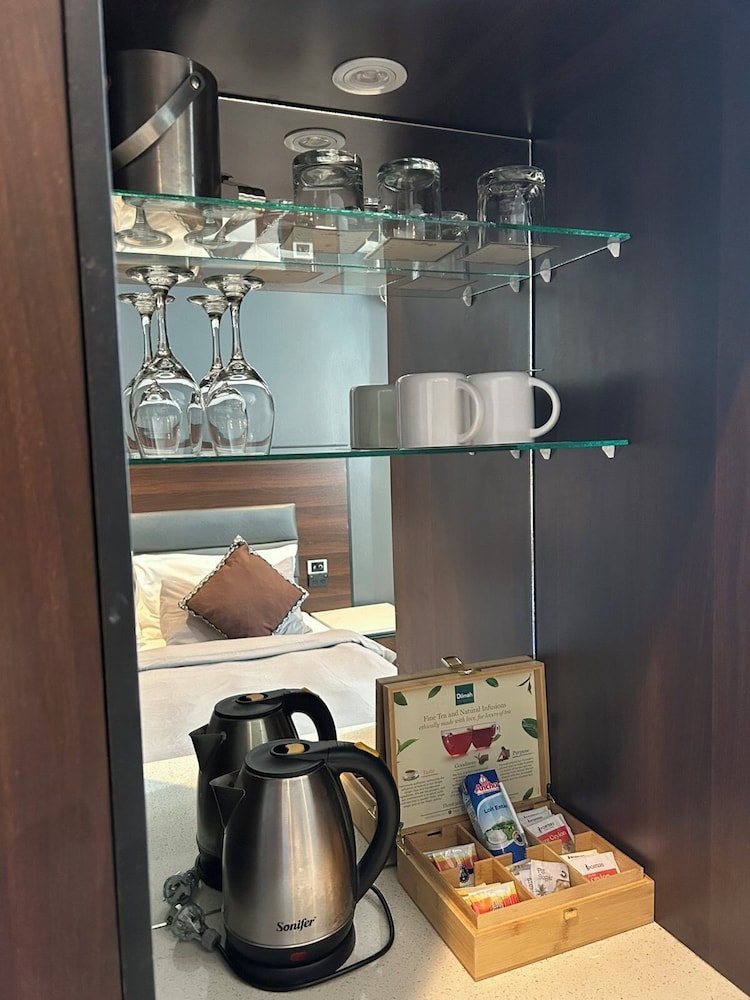 Deluxe Premium Room - Photo 6