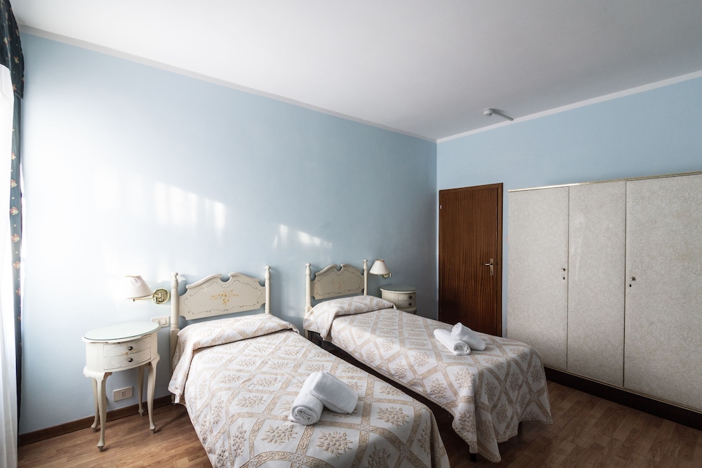 Double Or Twin Room photo 2