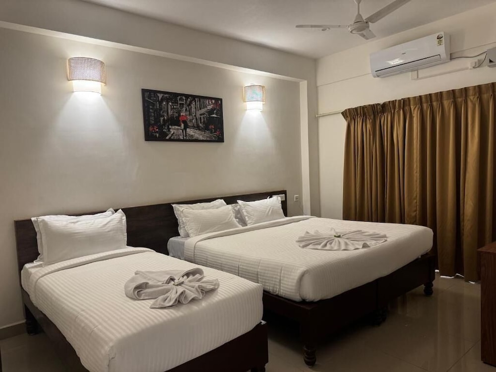 Deluxe Triple Room
