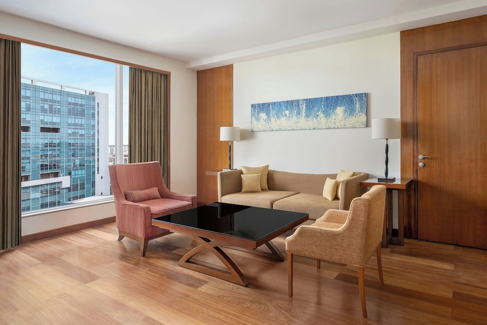 Suite, 1 King Bed
