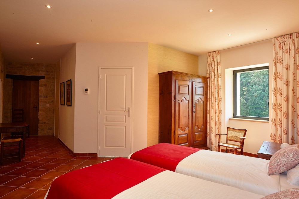 Double or Twin Room (Hergé) photo 3