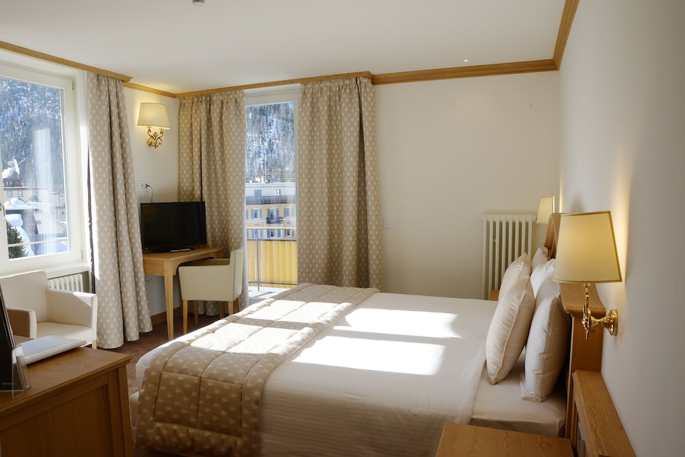 Deluxe Double Room - Photo 1