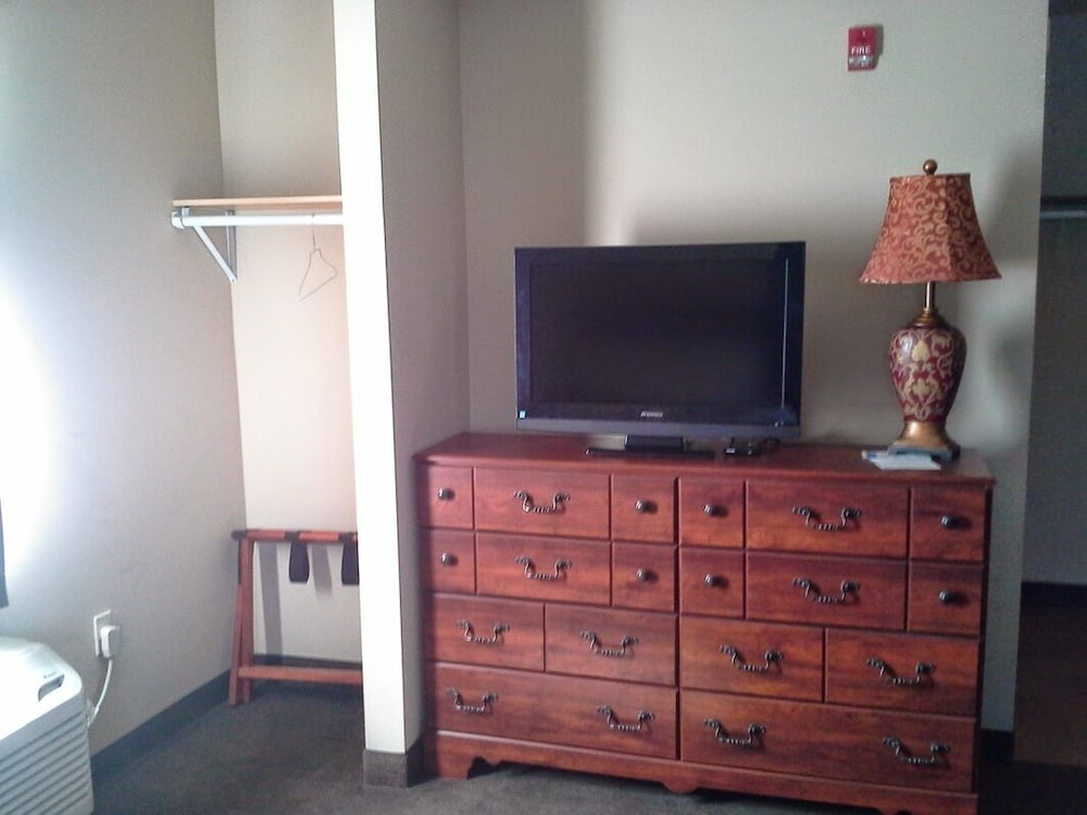 Traditional Double Room, 2 Queen Beds photo 3