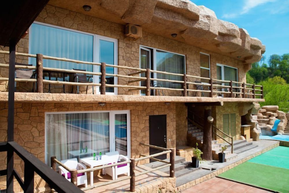Superior Apartment, 1 King Bed With Sofa Bed, Pool View photo 2