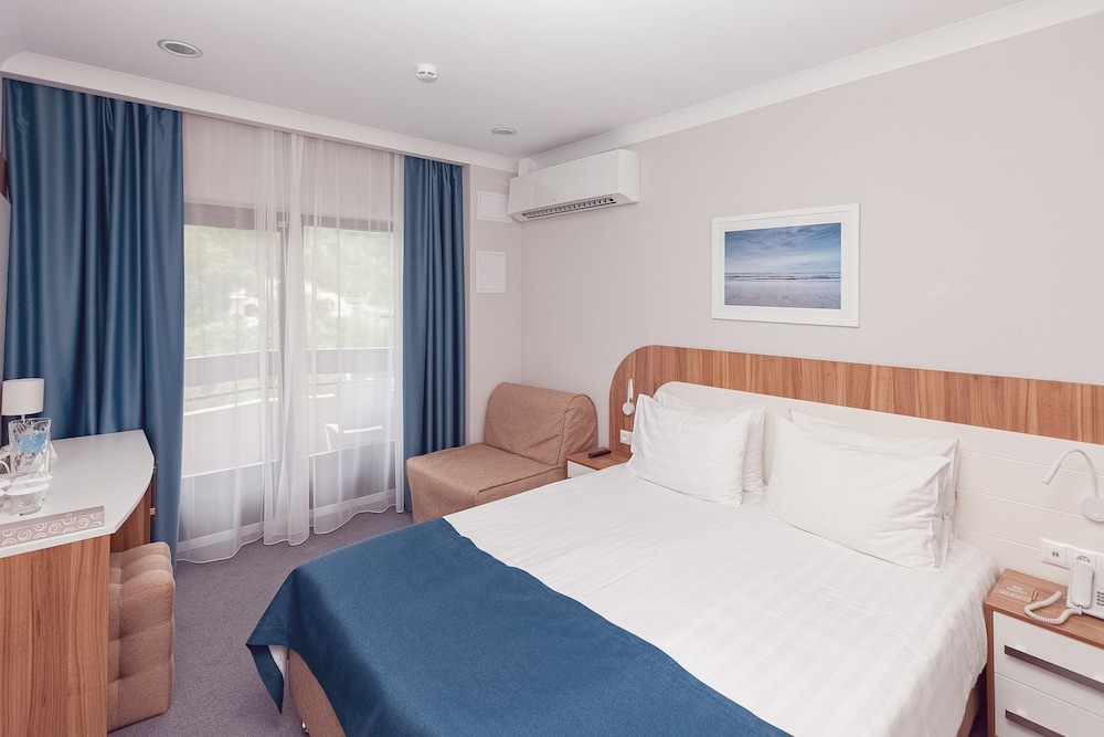 Family Quadruple Room, 2 Bedrooms photo 1