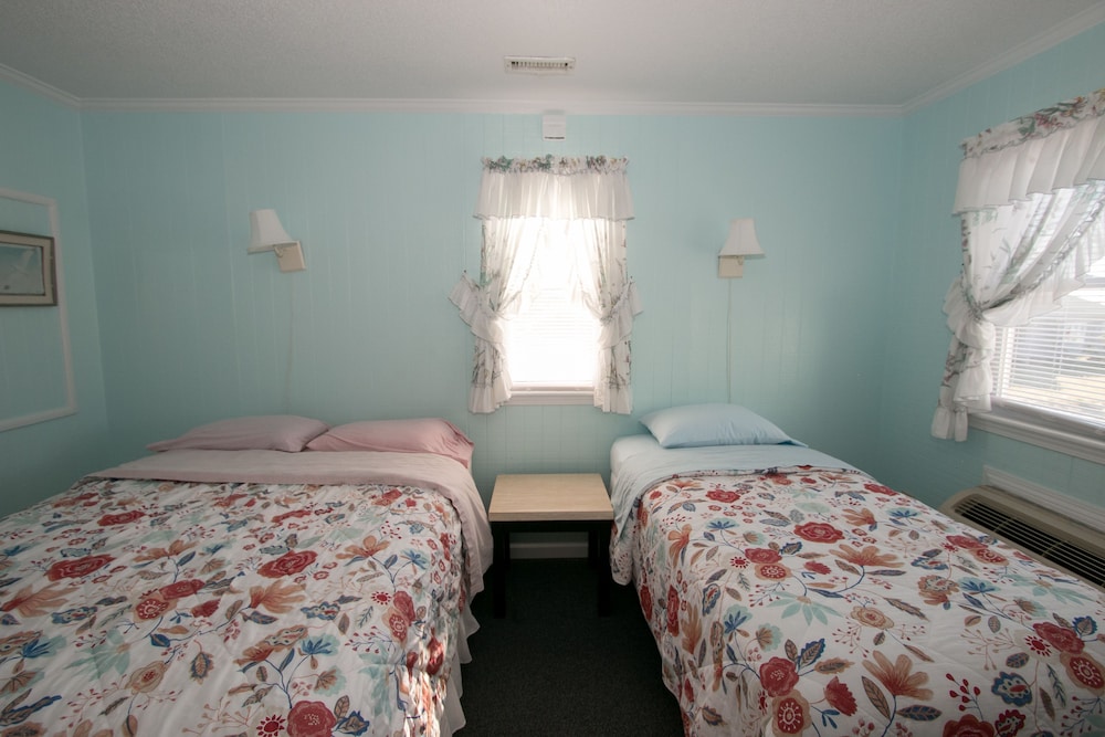 Standard Room, 1 Bedroom, Non Smoking photo 1