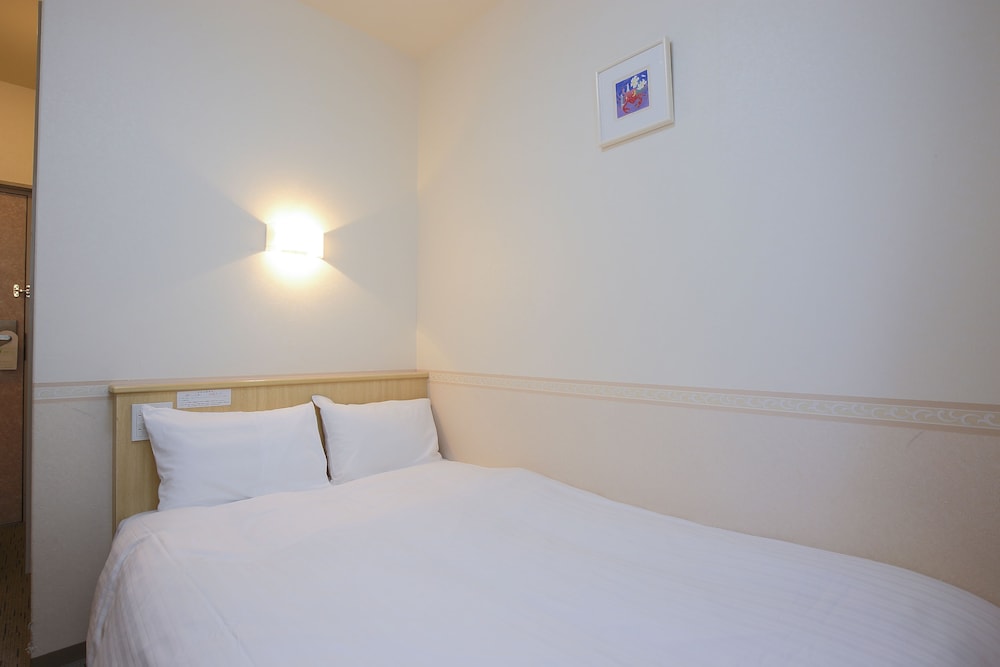 Semi Double Room, Smoking photo 1