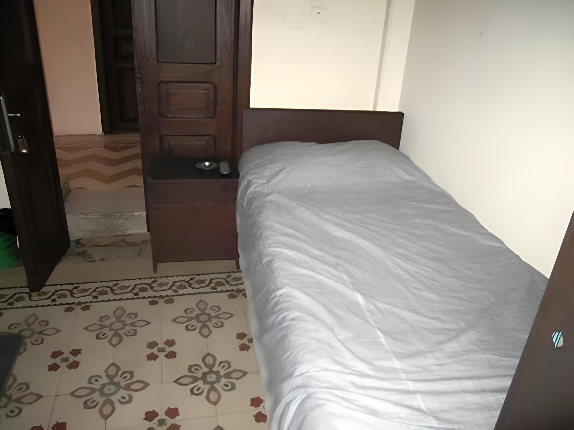 Basic Single Room