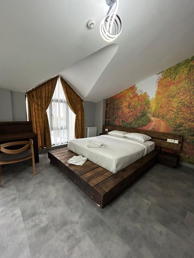 Romantic Suite photo 1