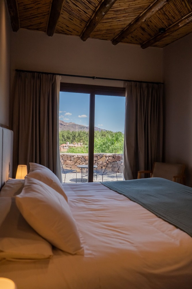 Deluxe Double Room, 1 Queen Bed photo 3