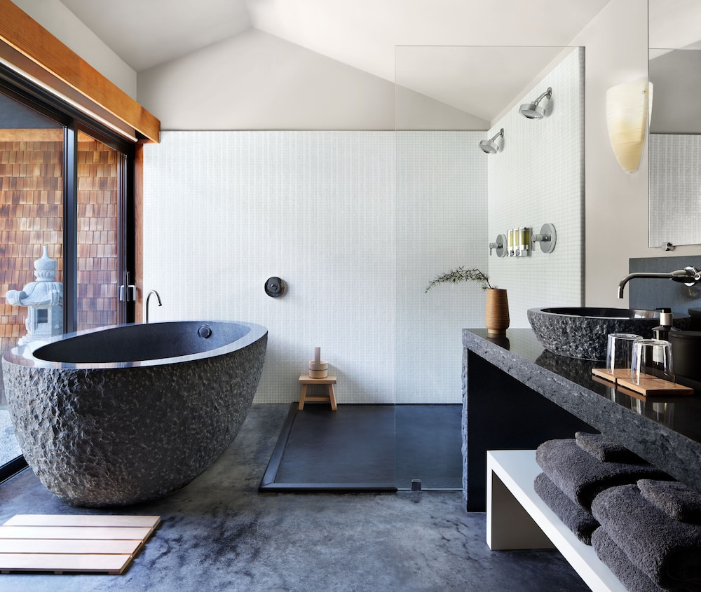 Ryokan Zen Creekside Suite photo 2