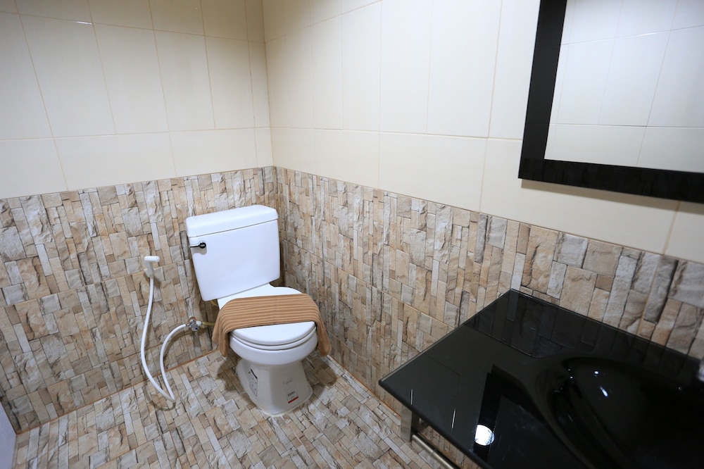 Budget Room - Photo 11
