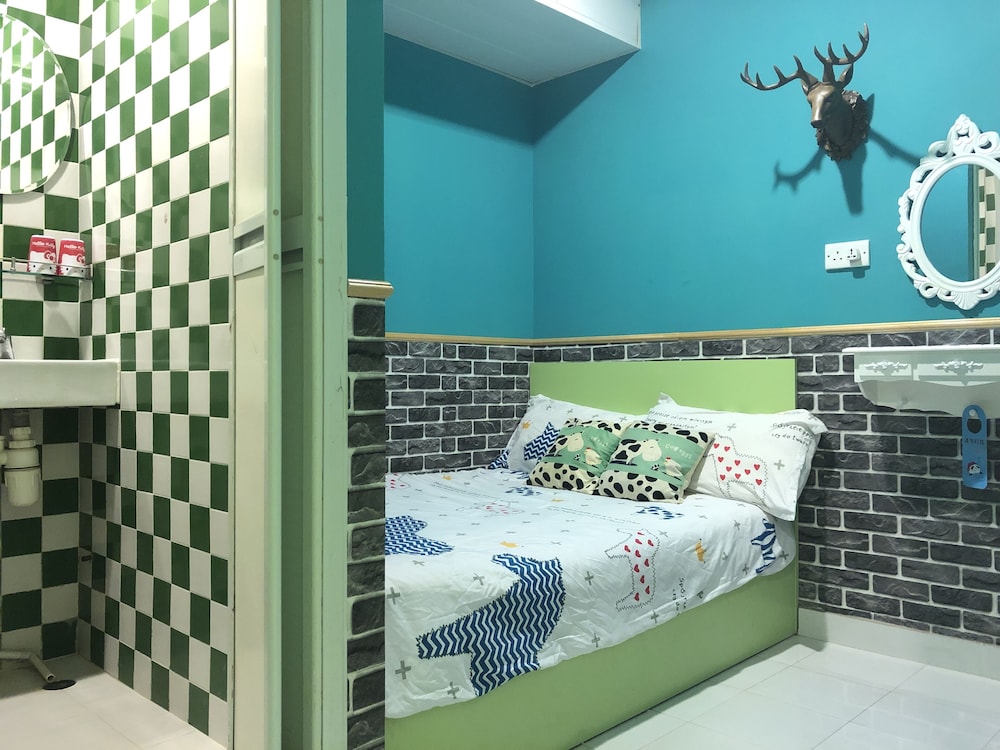 Basic Double Room photo 2