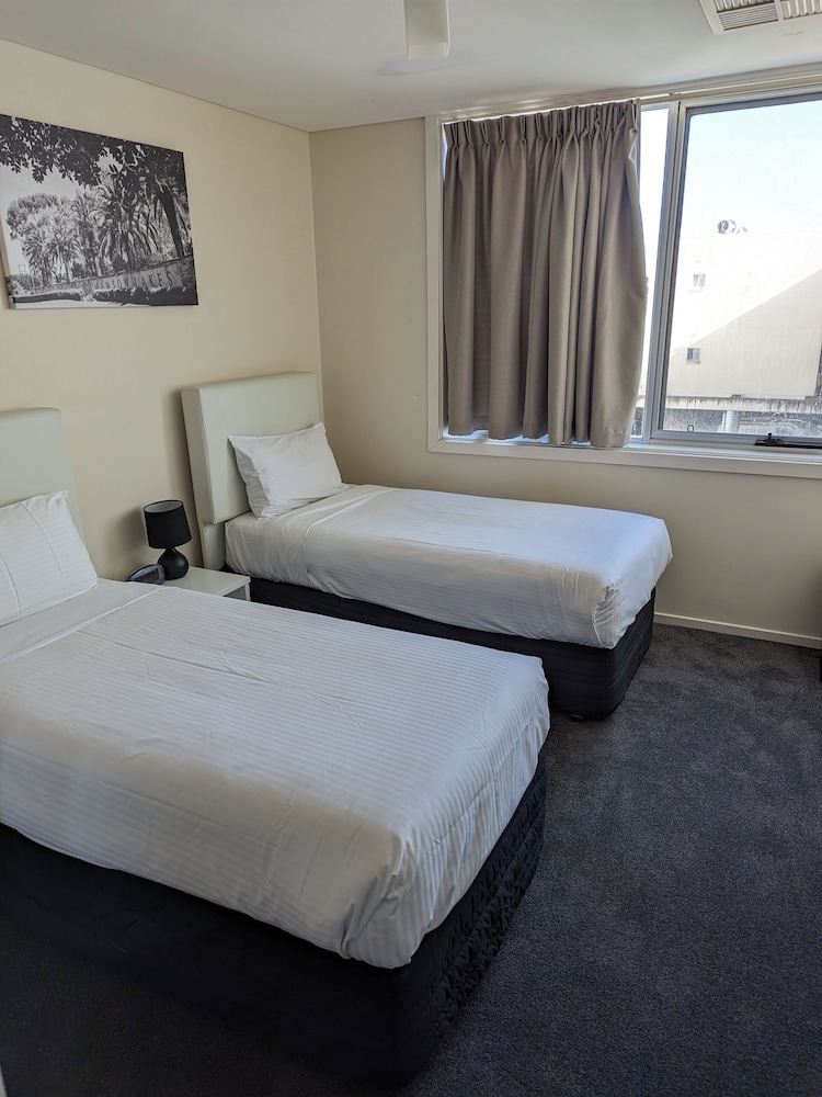 2 Bedroom Studio - Offsite and stair access only