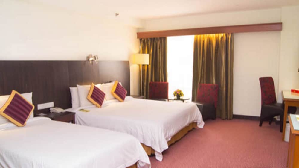 Premium Triple Room - Photo 1