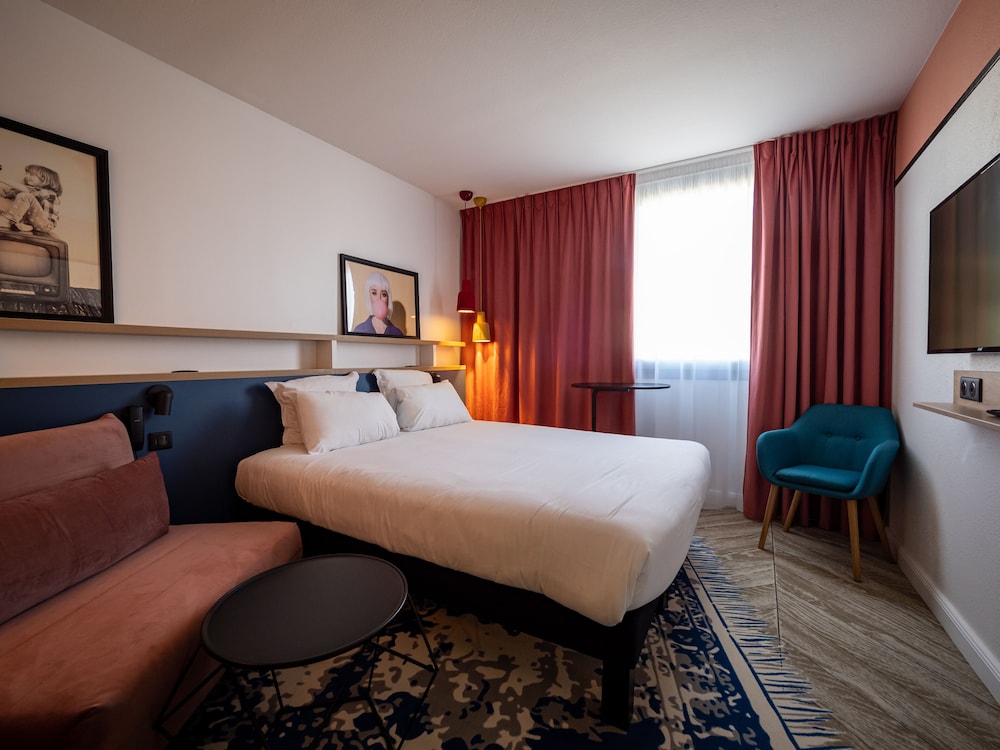 Standard Room, 1 Double Bed with Sofa bed - Photo 2