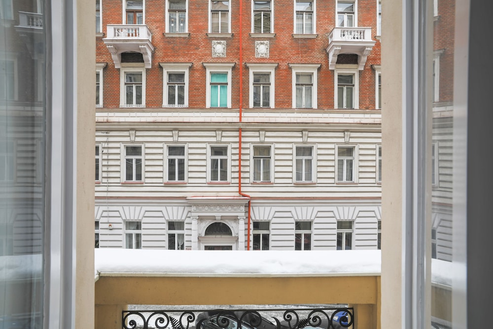 Extra Large Studio, Kitchenette, Balcony photo 2