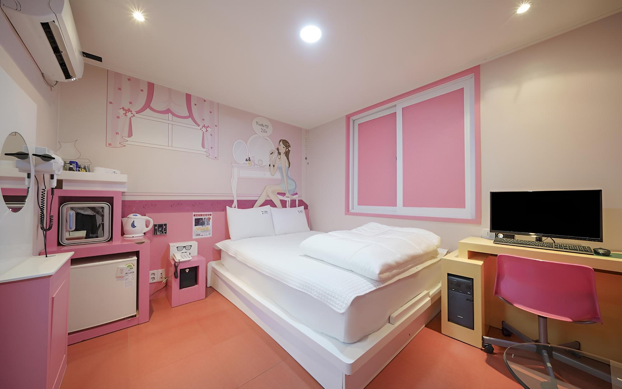 Room (General Room-Concept Room (Inquiry at) - Photo 1