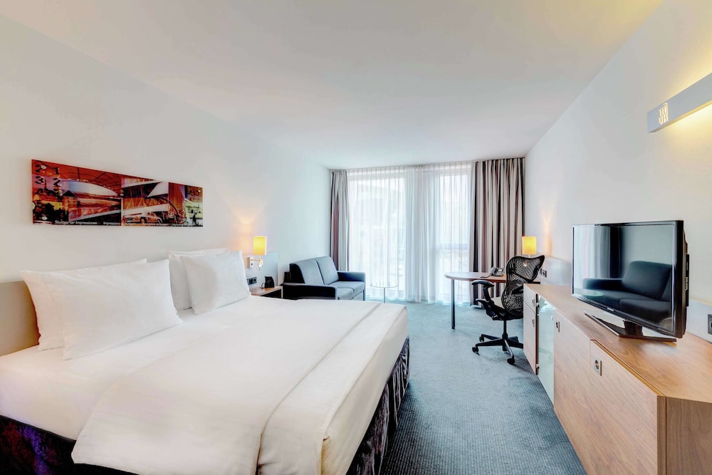Superior Room, 1 King Bed