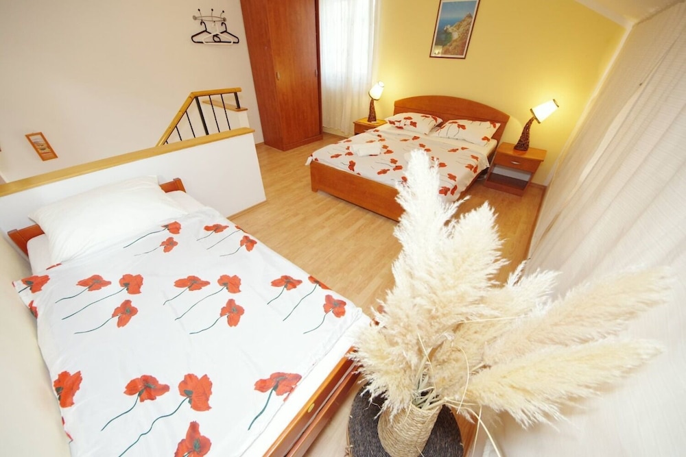 Studio (Apartmani Dino - Gorgeous Garden - Sa) photo 1