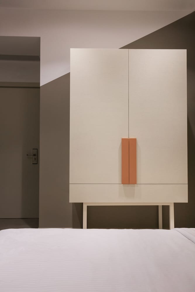 Comfort Room - Photo 6
