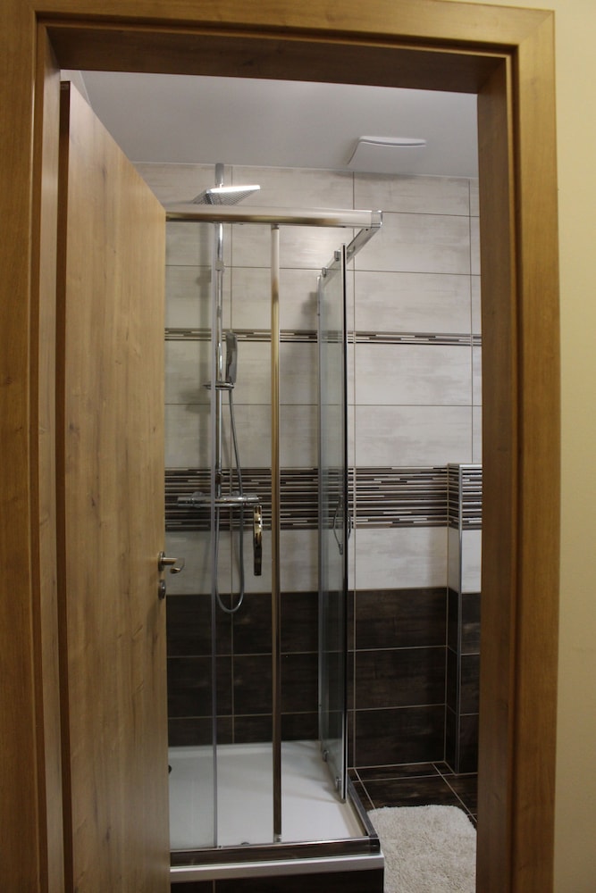 Basic Double Room - Photo 5