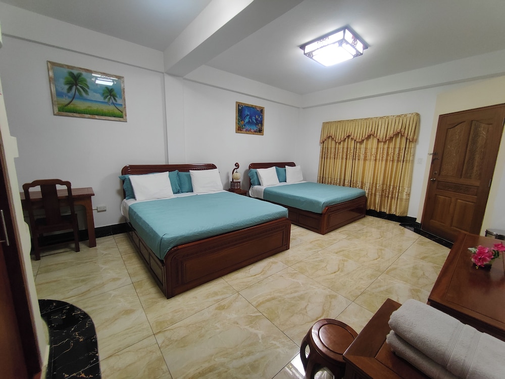 Deluxe Quadruple Room photo 1