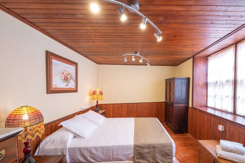 Habitación Doble Básica, 1 Cama Queen