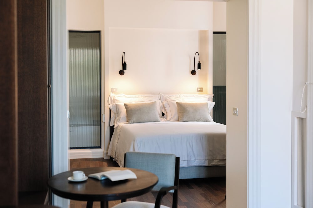 Room Castle