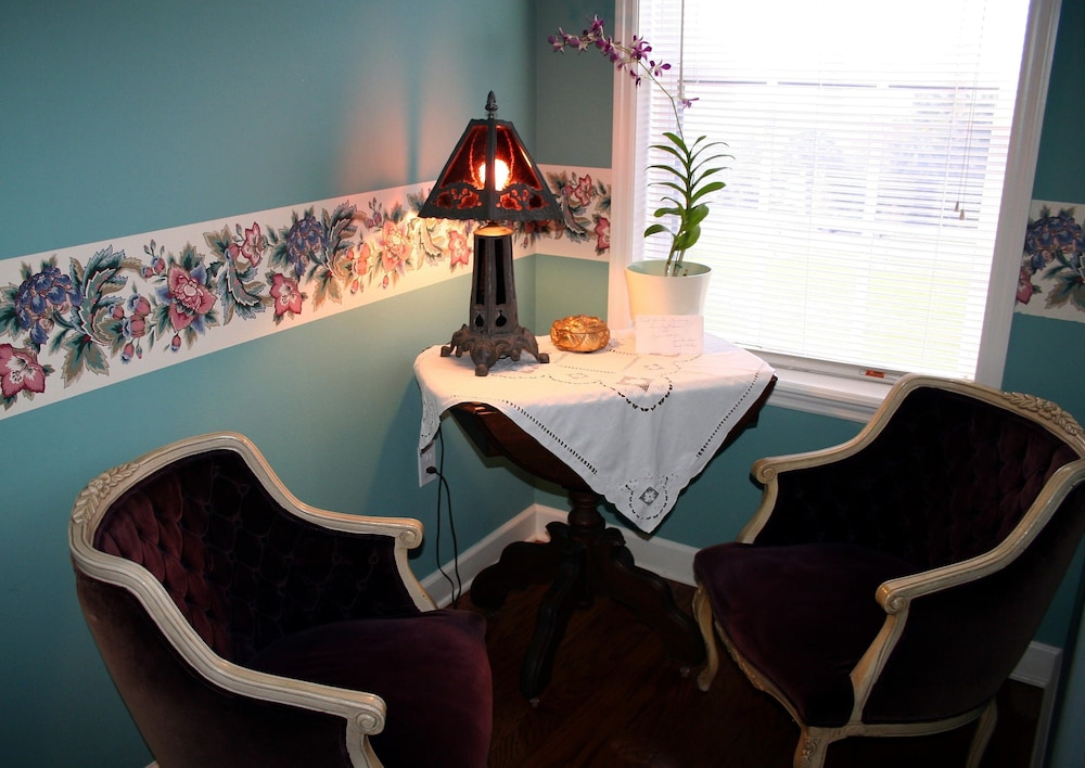Premier Studio Suite, 1 Bedroom, Lake View Not Pet Friendly (Abaco) photo 3